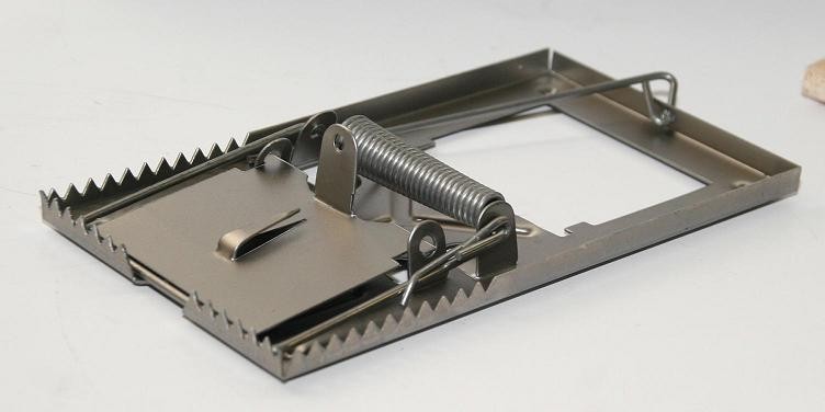 ATM0815 Metal Mousetrap