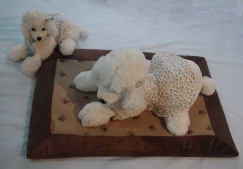 novelty pet beds