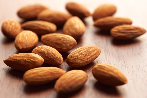 Recherche amandes de Californie - Calibre 23/25 -